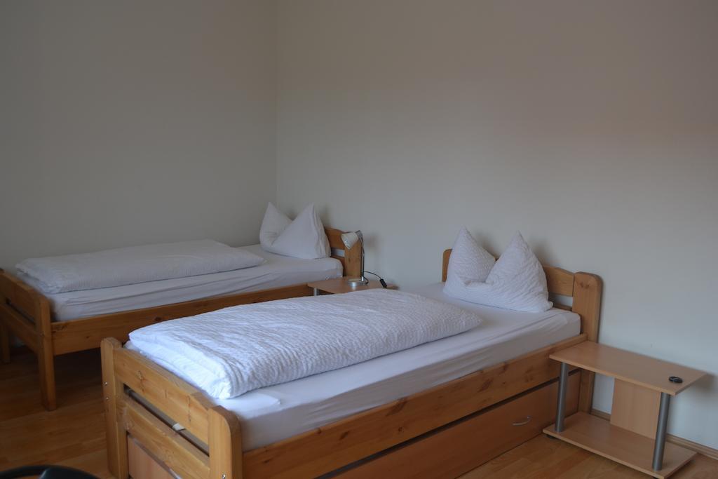 Gastehaus Sebastian Guest House Erding Cameră foto